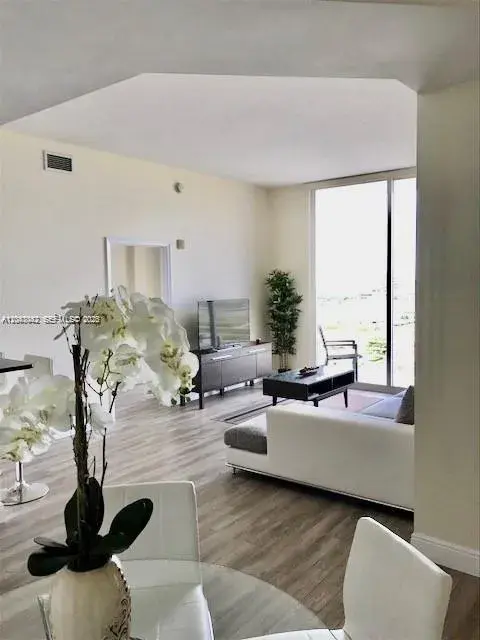 18800 NE 29th Ave, Aventura FL 33180