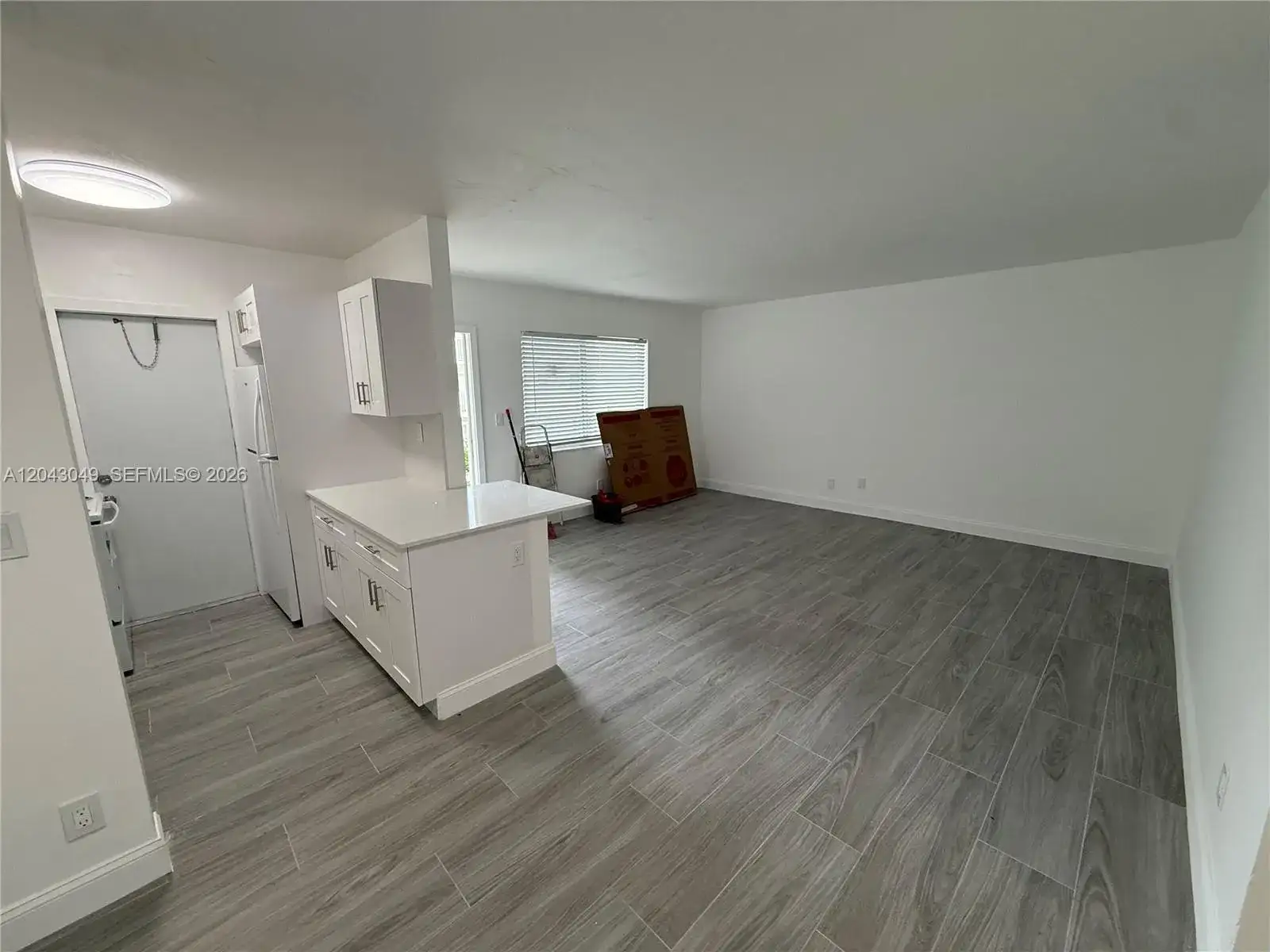 1895 Venice Park Dr # B6, Miami FL 33181 photo 5