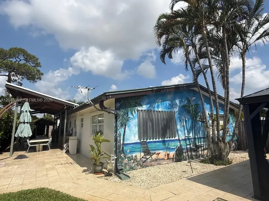 330 NE 48th St, Oakland Park FL 33334 photo 5