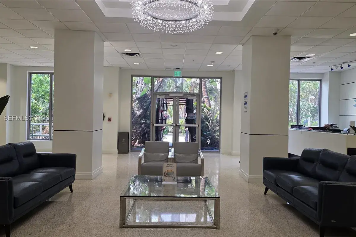 4001 S Ocean Dr # 9F, Hollywood FL 33019
