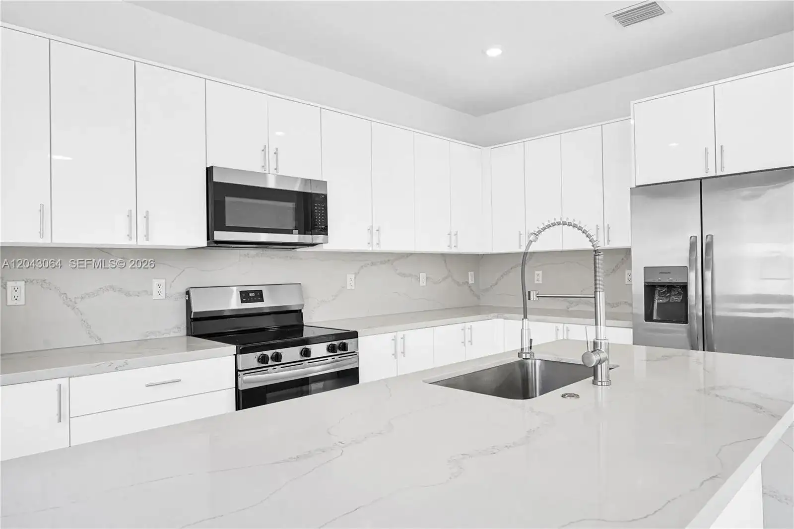 22555 SW 125th Ave # 13A, Miami FL 33170 photo 3