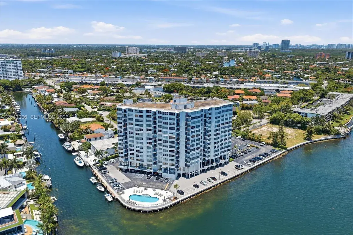 11930 N Bayshore Dr # 609, North Miami FL 33181