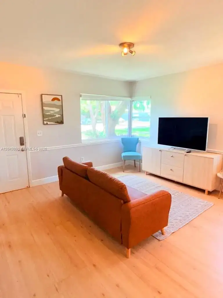 201 Flagler Dr # 201, Miami Springs FL 33166 photo 5