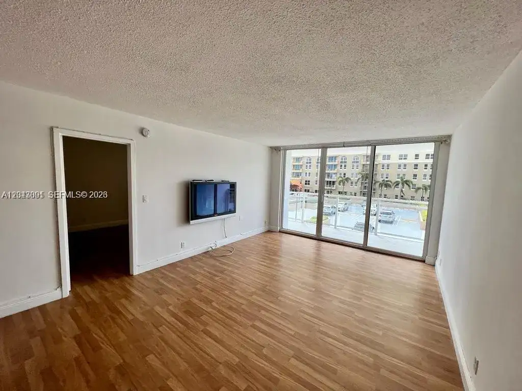 2030 S Ocean Dr # 211, Hallandale Beach FL 33009 photo 3