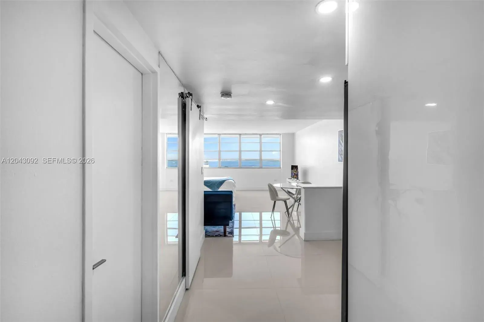 801 Brickell Bay Dr # 669, Miami FL 33131