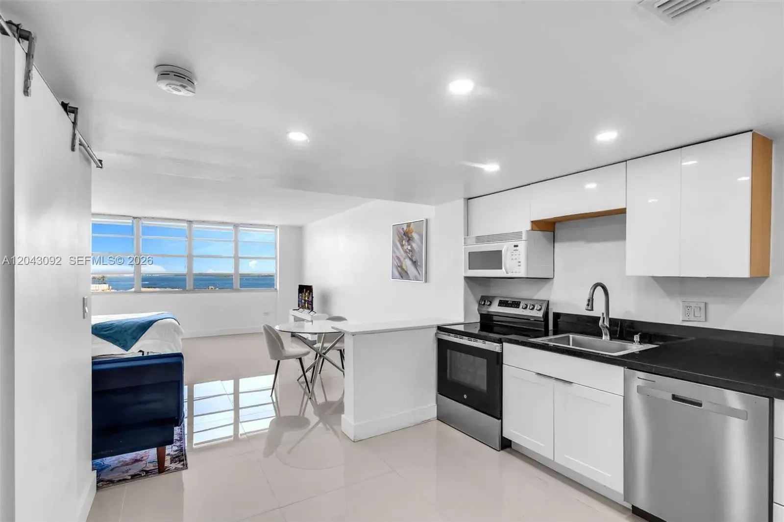 801 Brickell Bay Dr # 669, Miami FL 33131