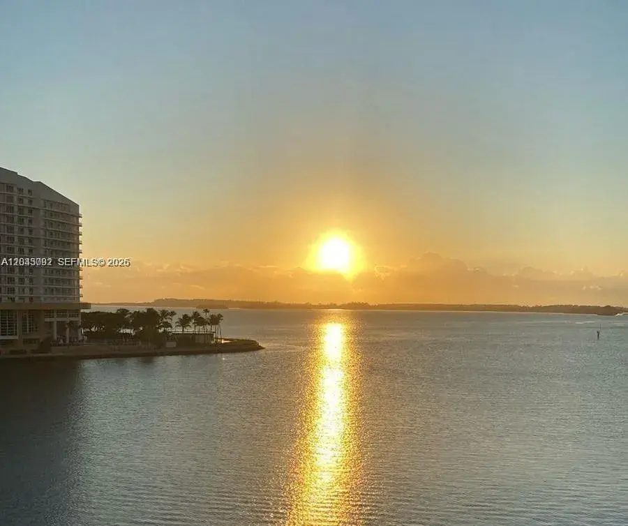801 Brickell Bay Dr # 669, Miami FL 33131