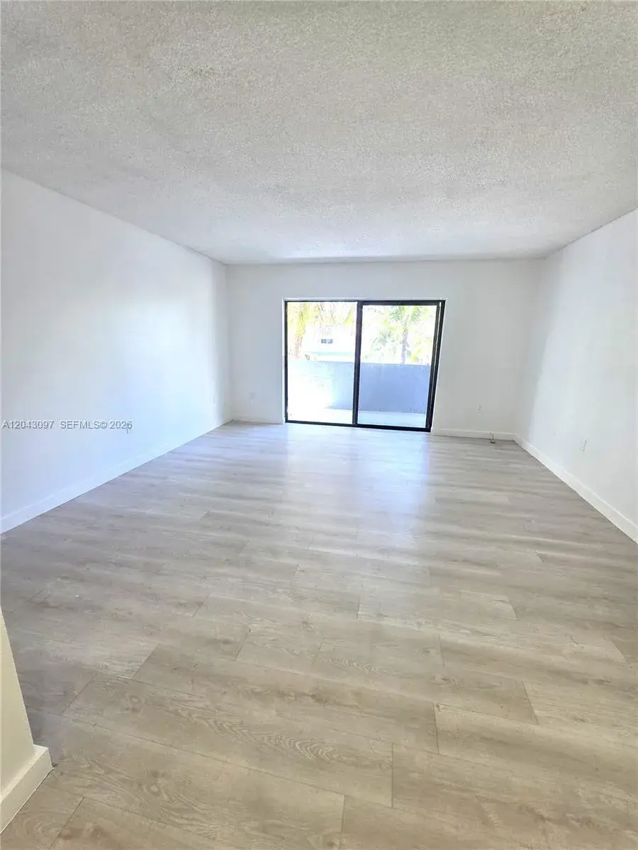 3582 NE 171st St # 307, North Miami Beach FL 33160