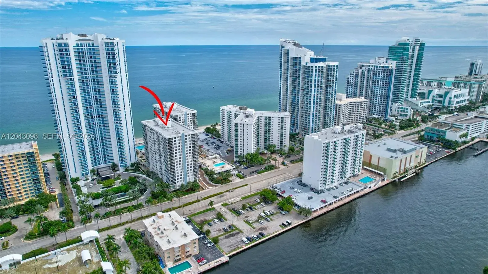 2751 S Ocean Dr # 404N, Hollywood FL 33019