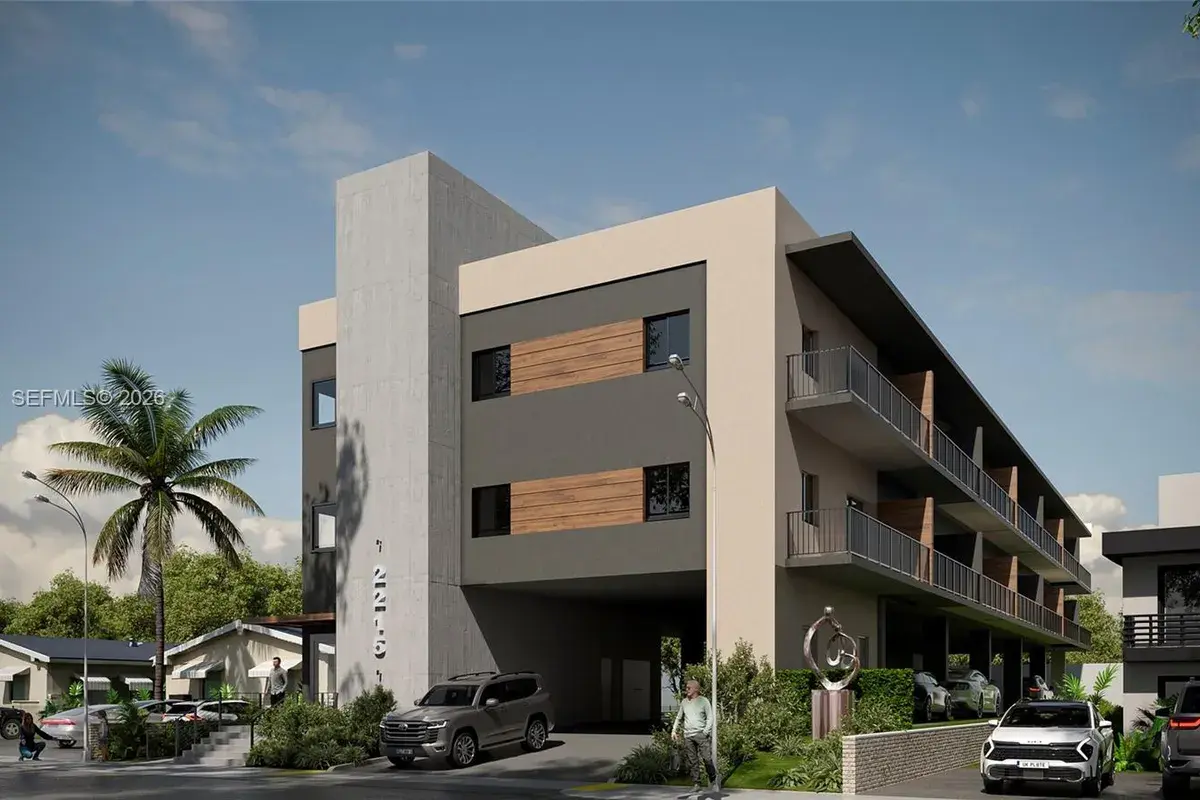 2215 Adams St, Hollywood FL 33020