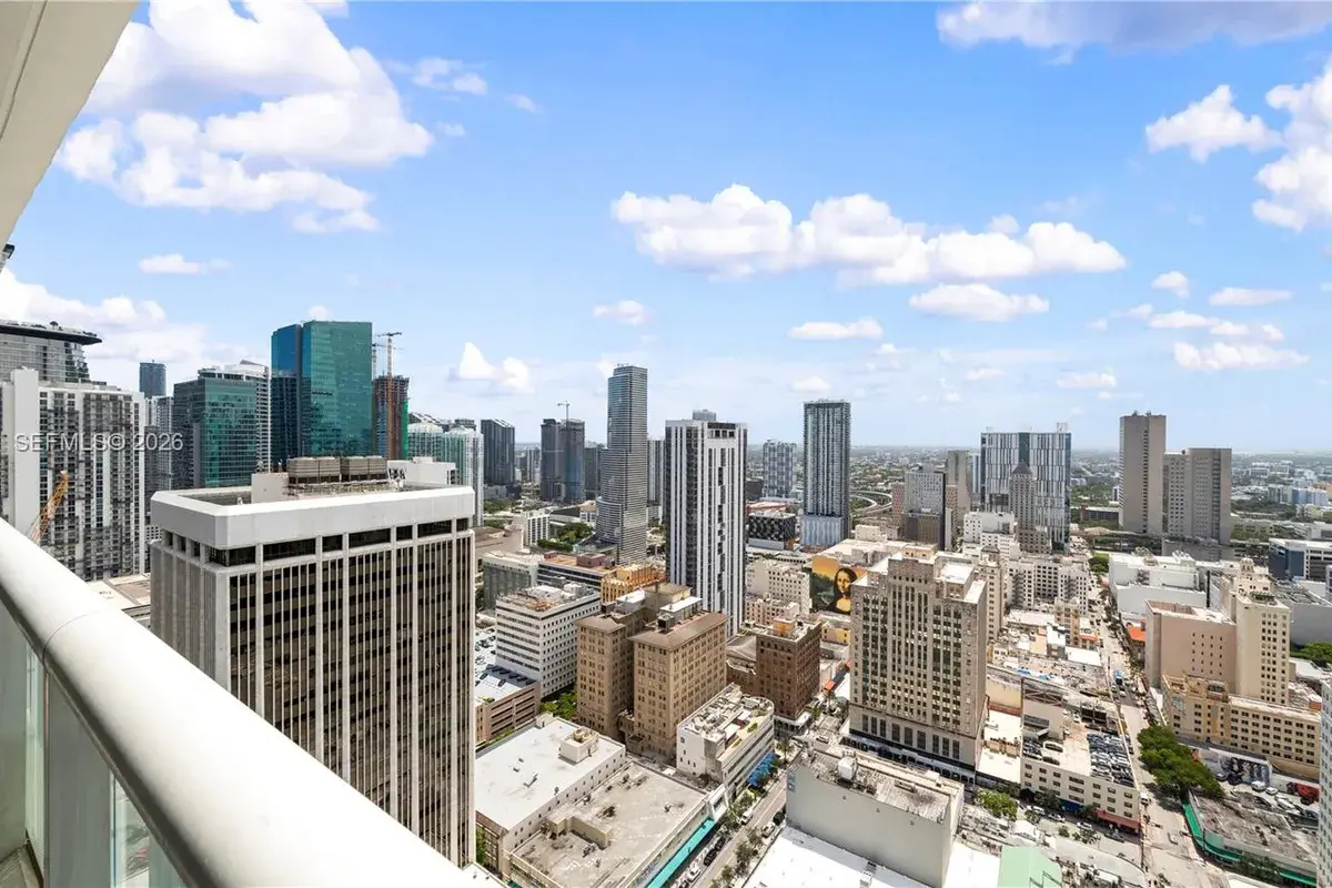 50 Biscayne Blvd # 4203, Miami FL 33132
