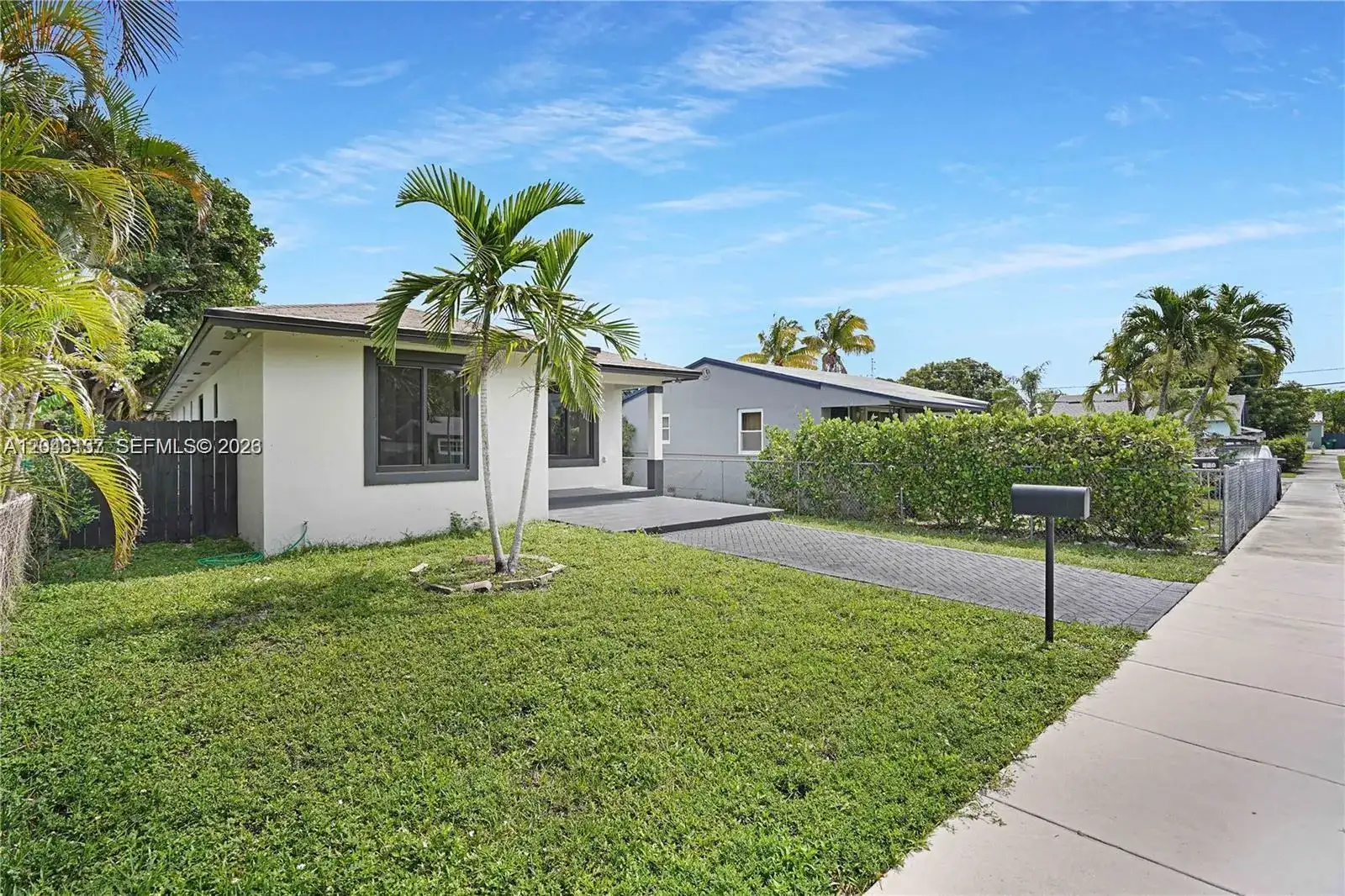 222 SW 3rd Ter, Dania Beach FL 33004 photo 2