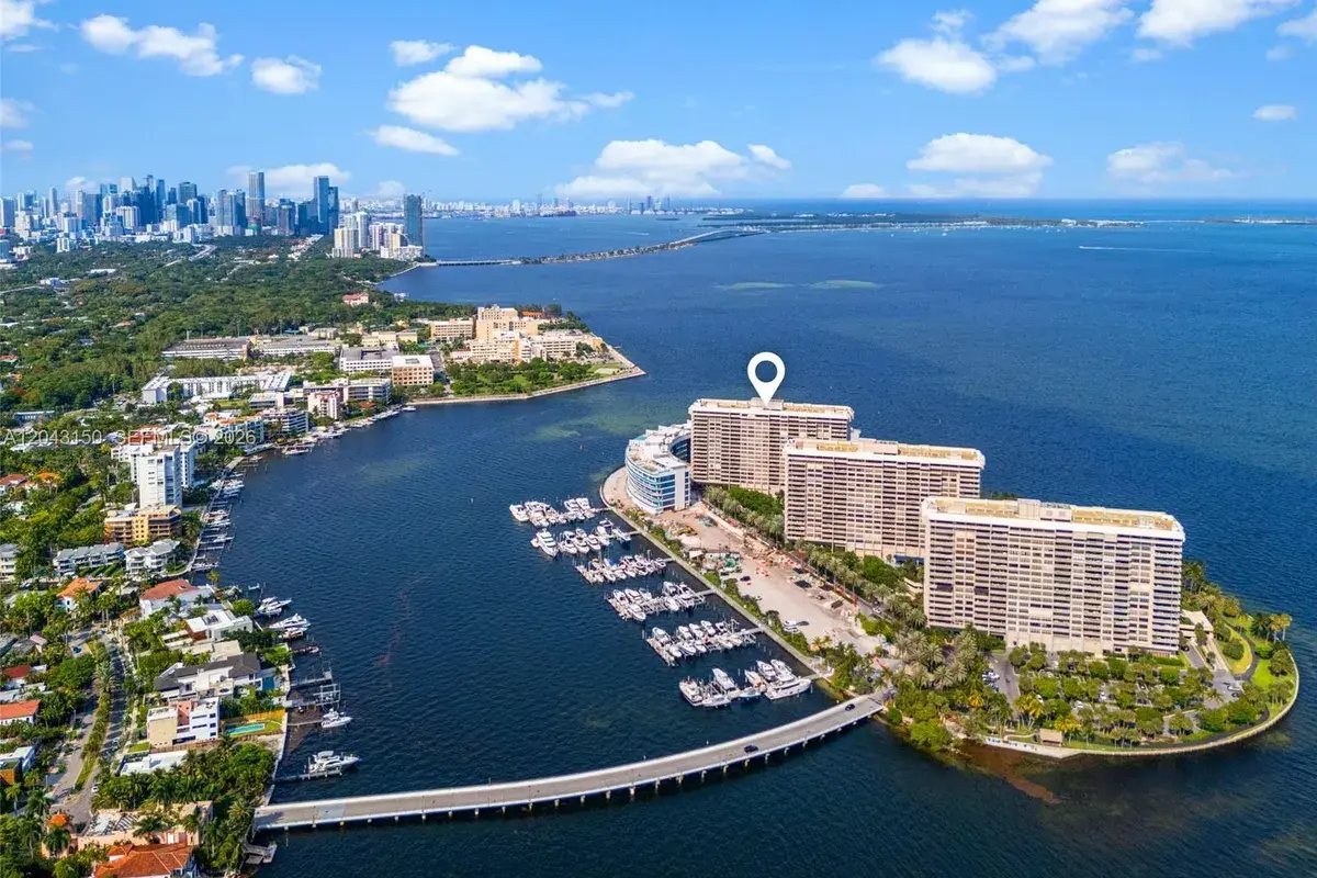 3 Grove Isle Dr # C1610, Miami FL 33133