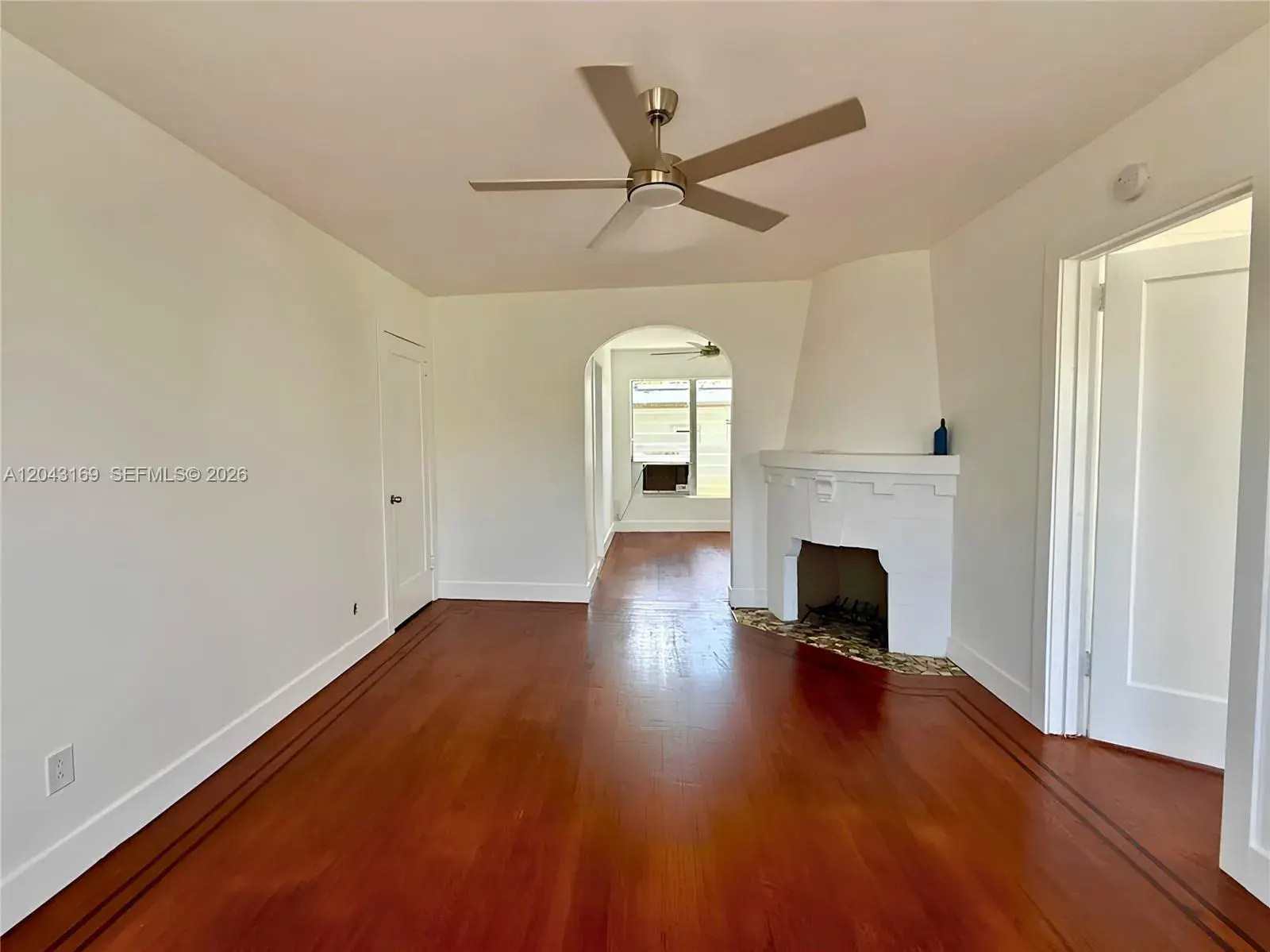 641 10th St # 7, Miami Beach FL 33139