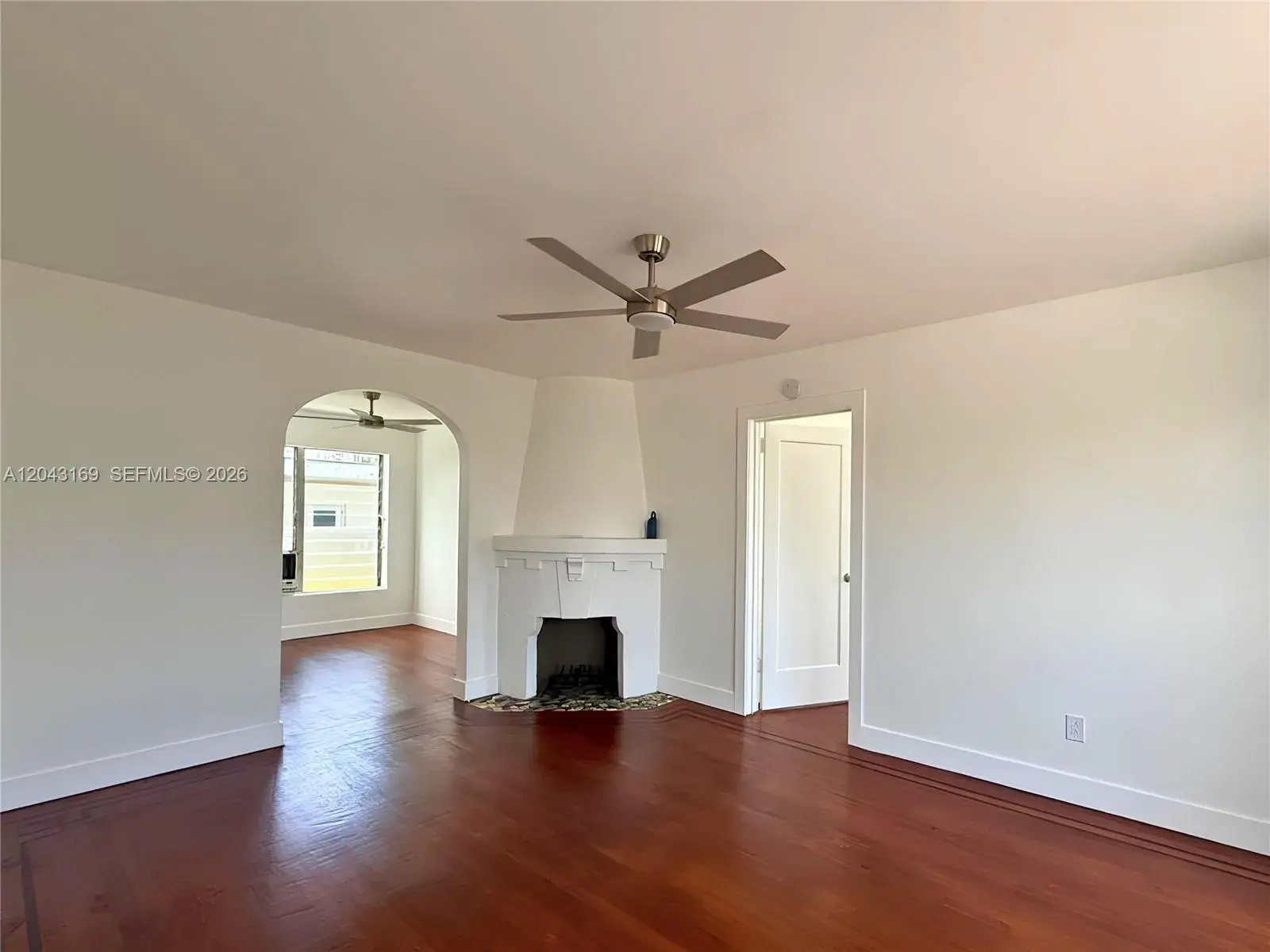 641 10th St # 7, Miami Beach FL 33139