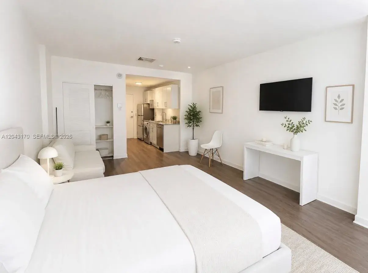 10275 Collins Ave # 115, Bal Harbour FL 33154