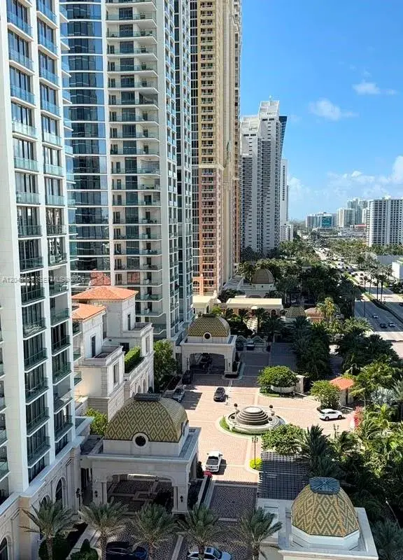 18001 Collins Ave # 716, Sunny Isles Beach FL 33160