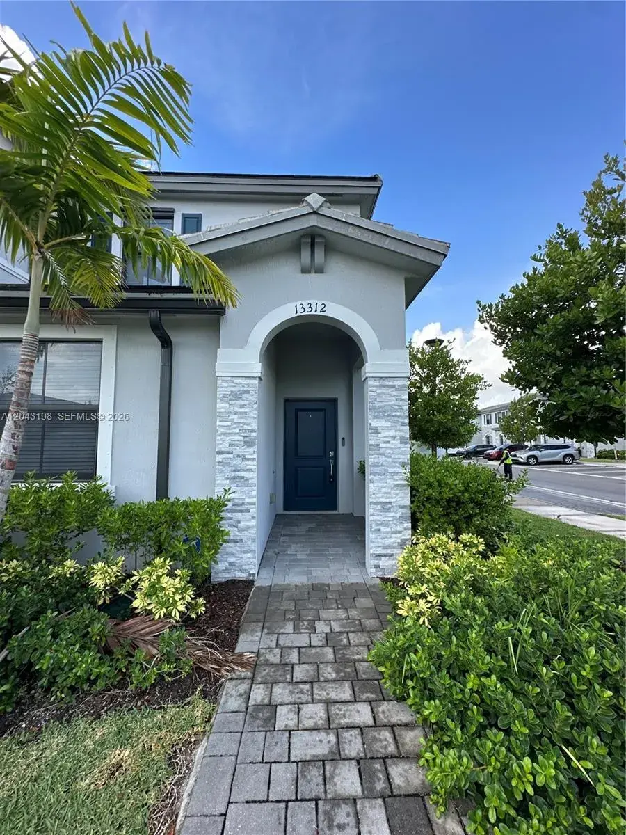 13312 SW 286th St, Homestead FL 33033