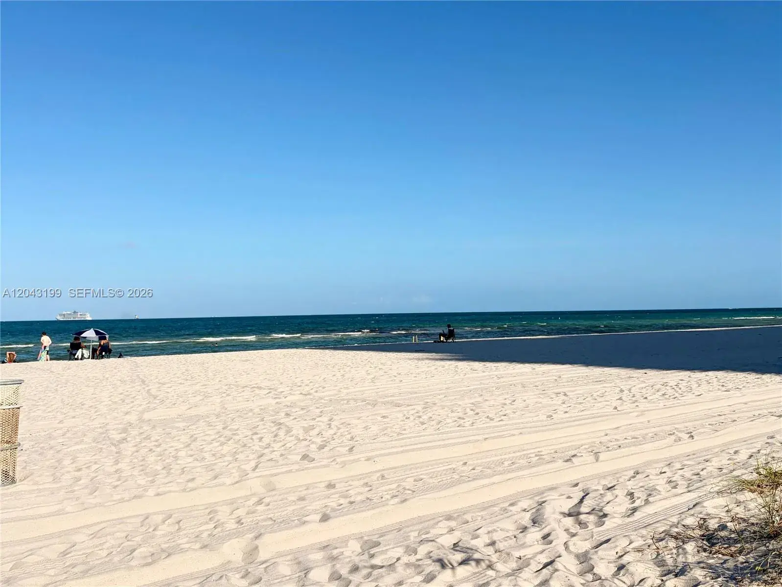 2625 Collins Ave # 215, Miami Beach FL 33140