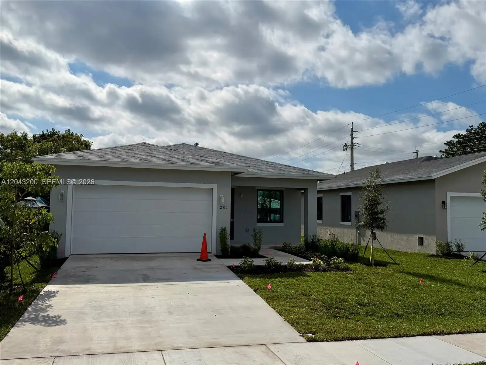 282 SW 2nd Ct, Deerfield Beach FL 33441 photo 2