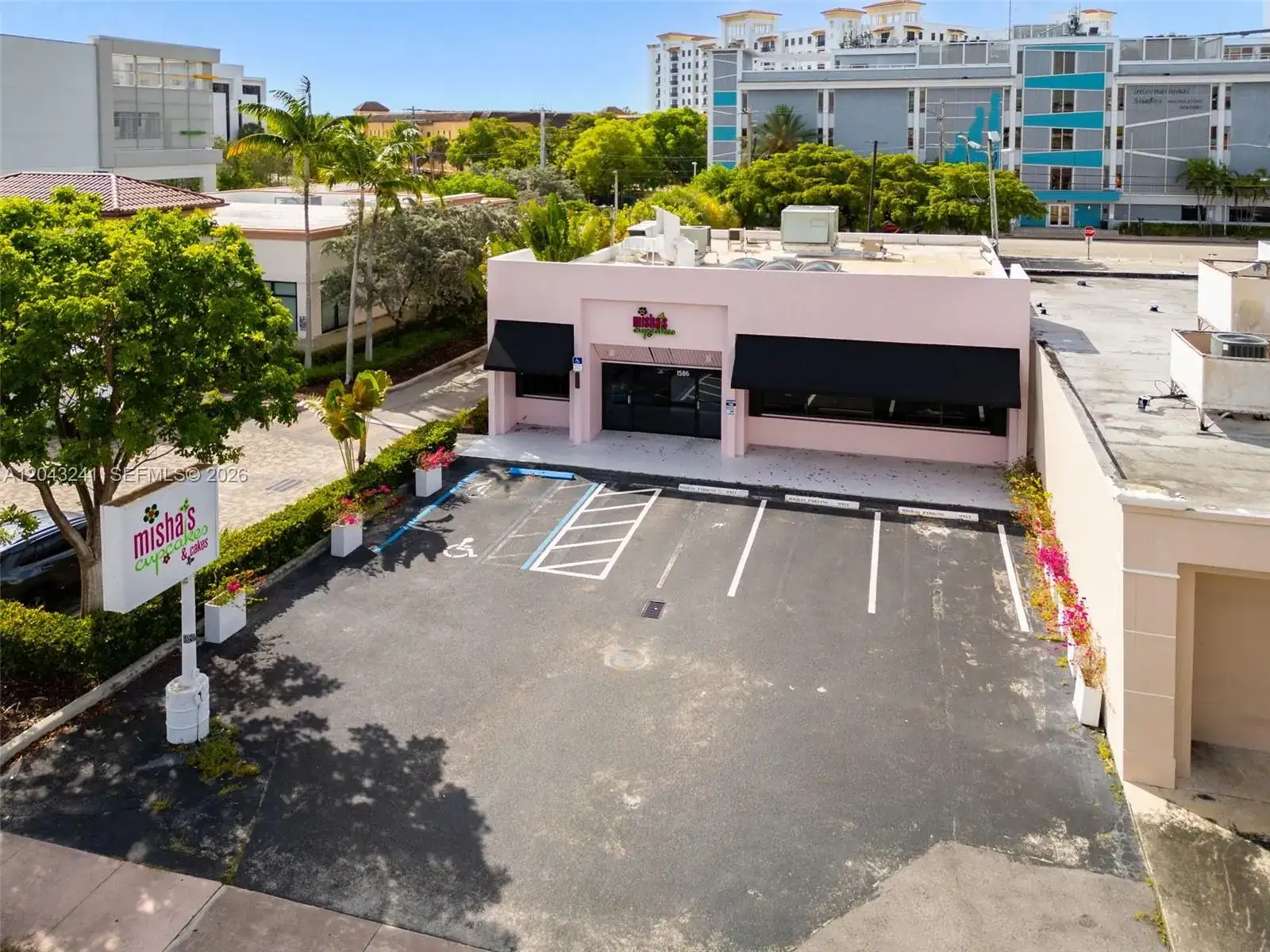 1586 S Dixie Hwy, Coral Gables FL 33146 photo 5