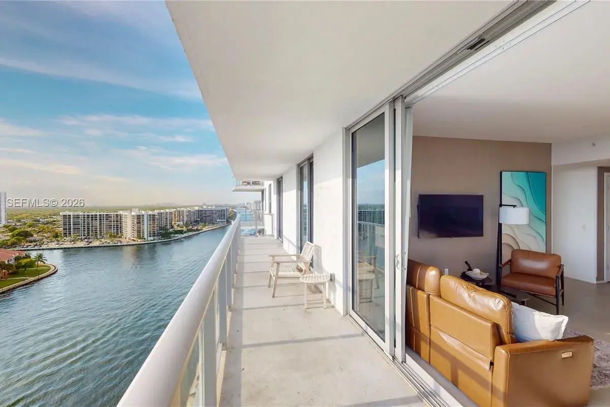 4010 S Ocean Dr # R1004, Hollywood FL 33019