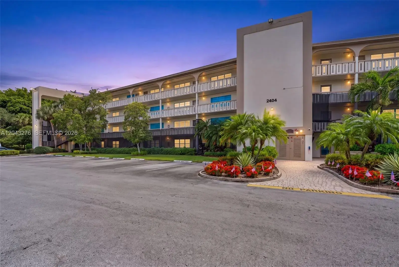 2404 Antigua Cir # M2, Coconut Creek FL 33066