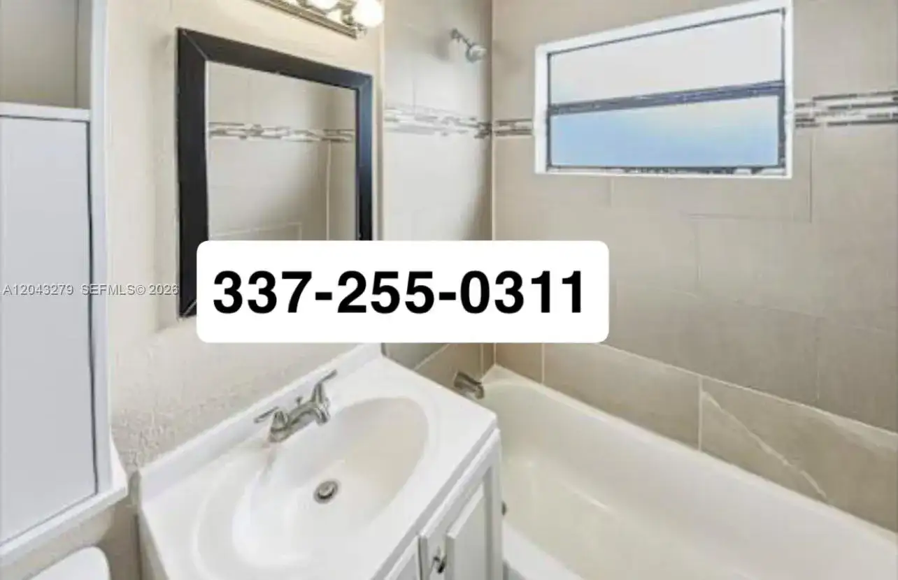 4256 N Browning Dr, West Palm Beach FL 33406 photo 2