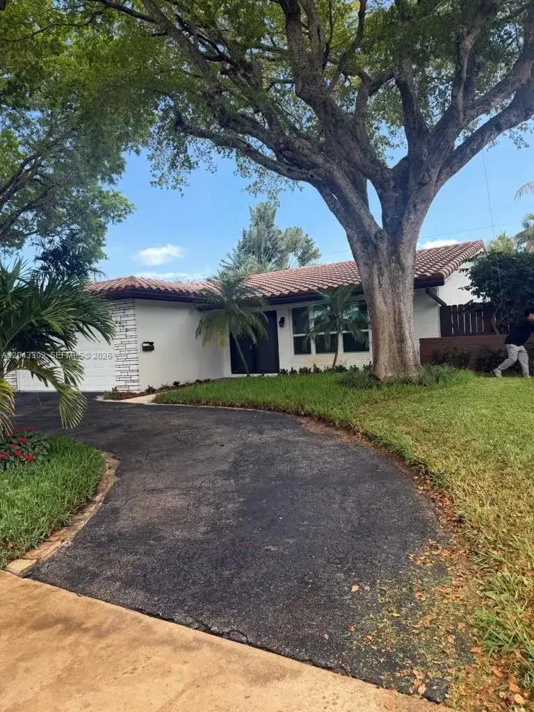 5300 Adams St, Hollywood FL 33021 photo 3