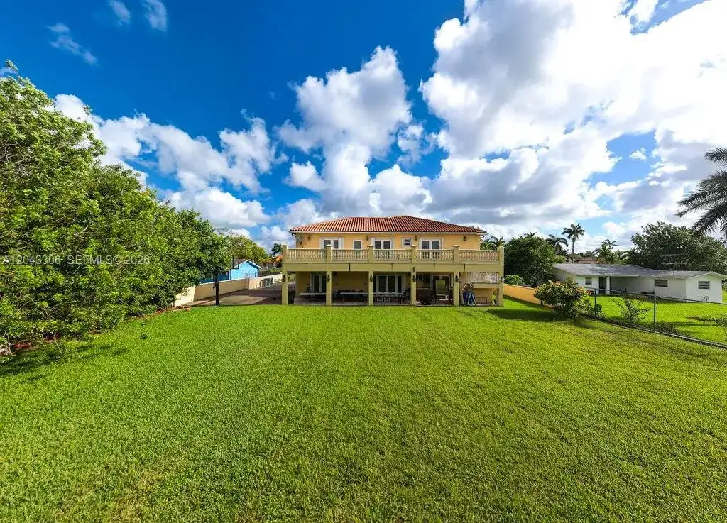 13370 SW 34th St, Miami FL 33175 photo 2