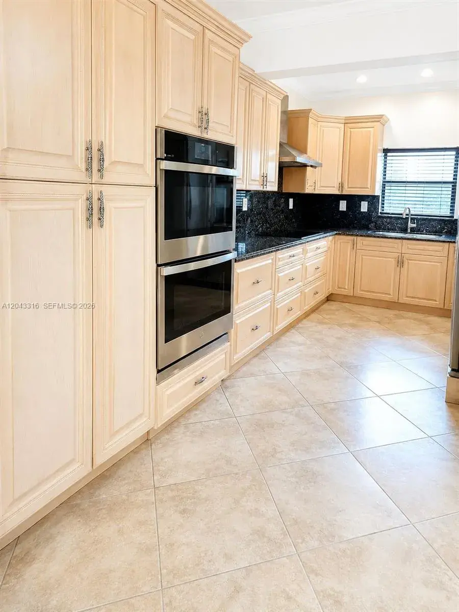 3701 Starboard Ave, Cooper City FL 33026