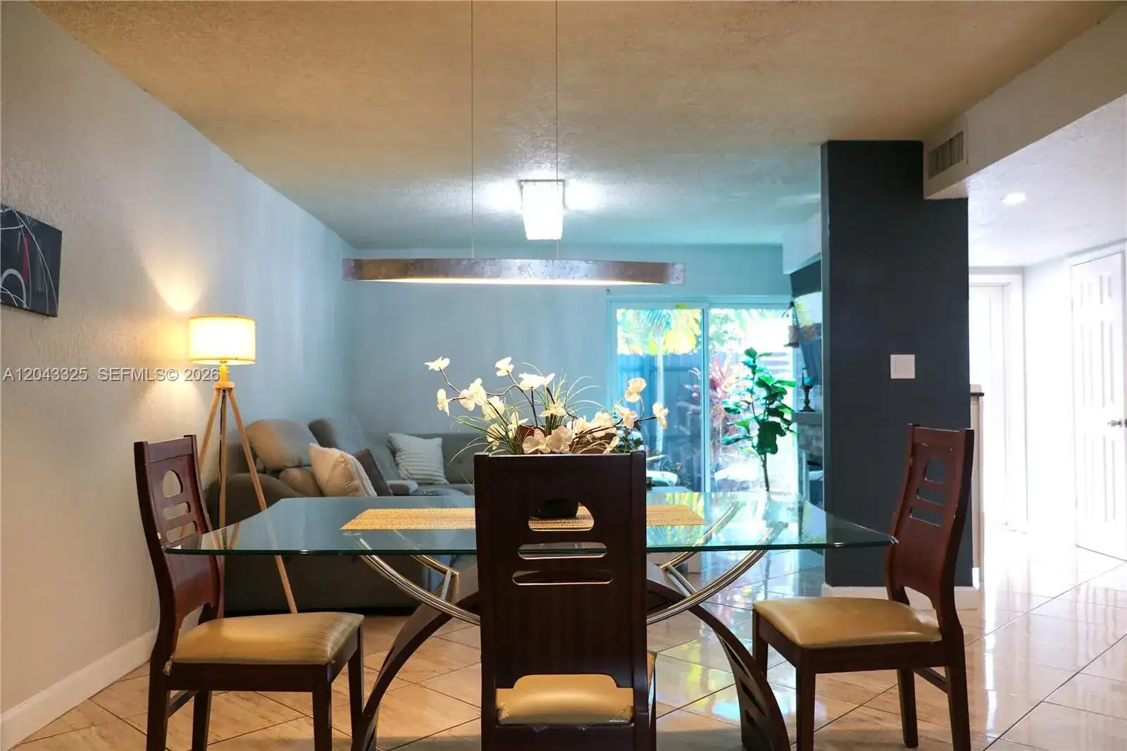 400 NW 107th Ave # 10C, Miami FL 33172 photo 5