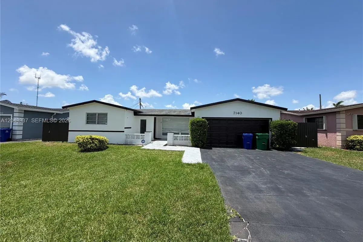 7140 Grandview Blvd, Miramar FL 33023