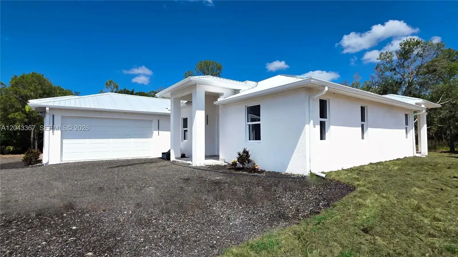 133 Hunting Club Ave, Clewiston FL 33440 photo 4