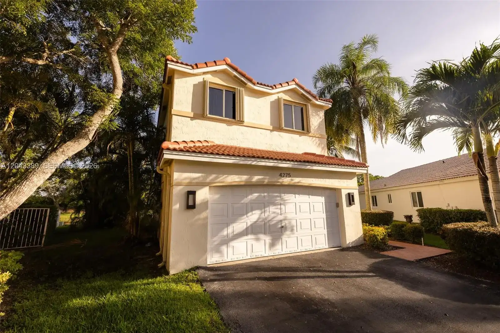 4275 Ironwood Ct, Weston FL 33331
