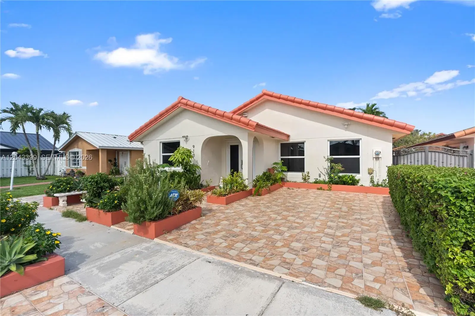 910 SW 140th Ave, Miami FL 33184