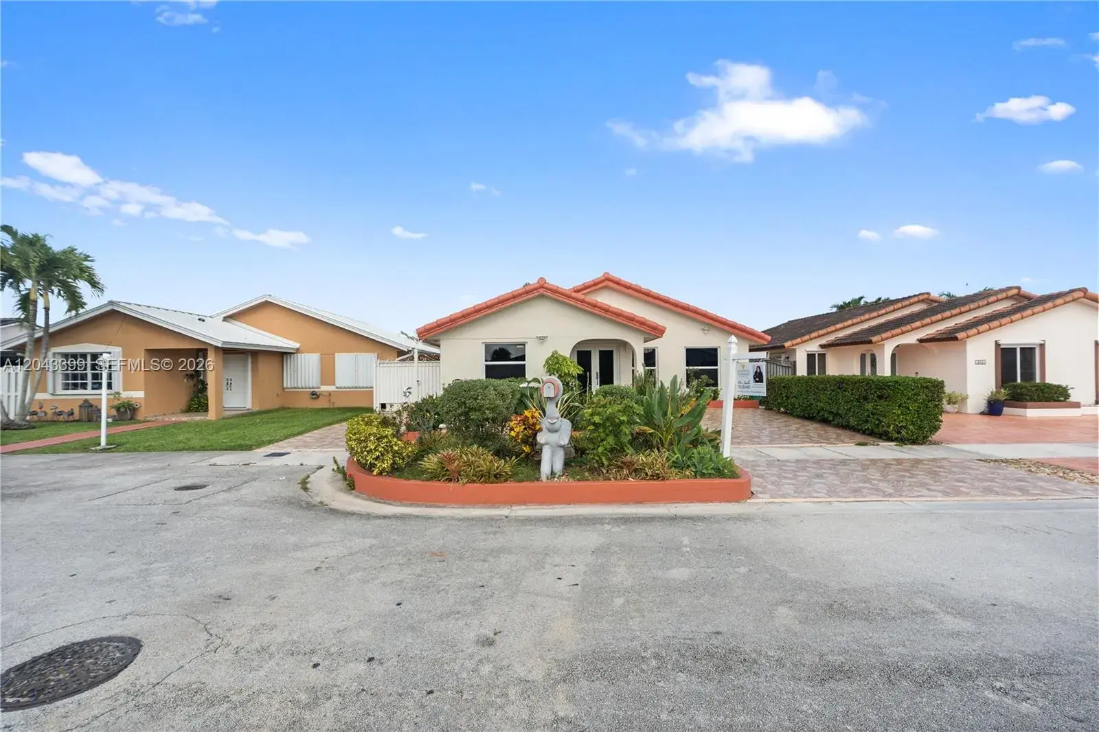 910 SW 140th Ave, Miami FL 33184