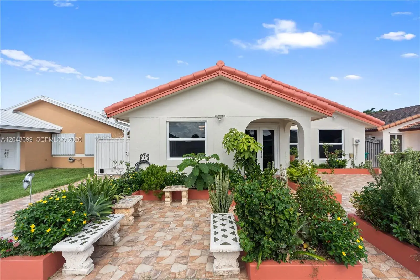 910 SW 140th Ave, Miami FL 33184