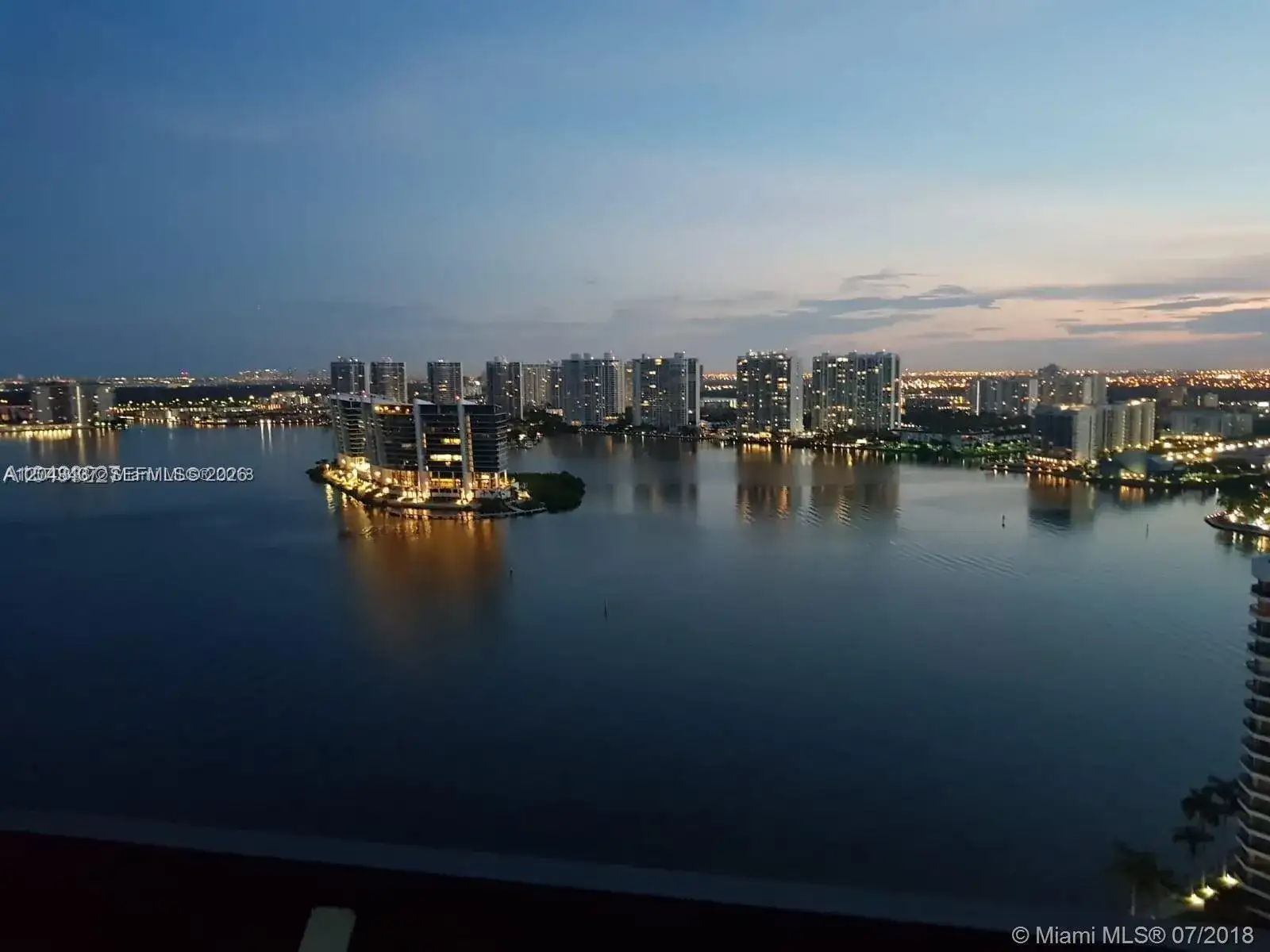 3600 Mystic Pointe Dr # 1401, Aventura FL 33180 photo 3