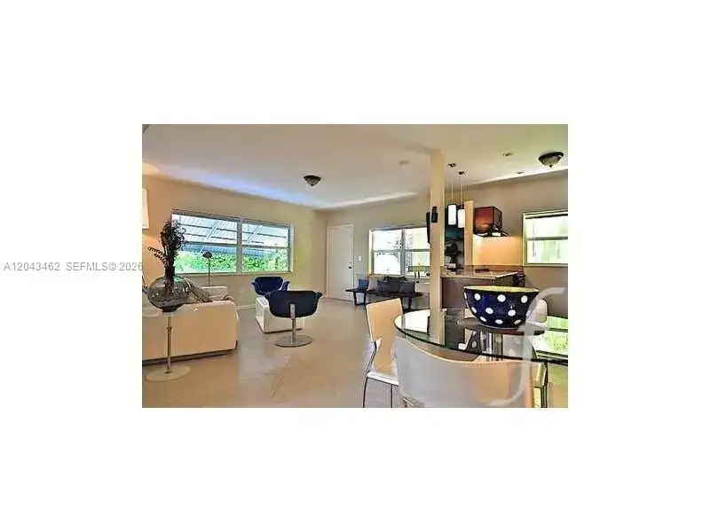 101 Collins Ave # 1, Miami Beach FL 33139 photo 2