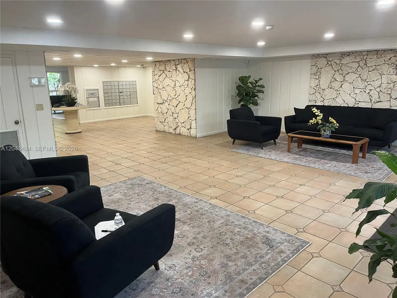 1205 Mariposa Ave # 428, Coral Gables FL 33146 photo 3