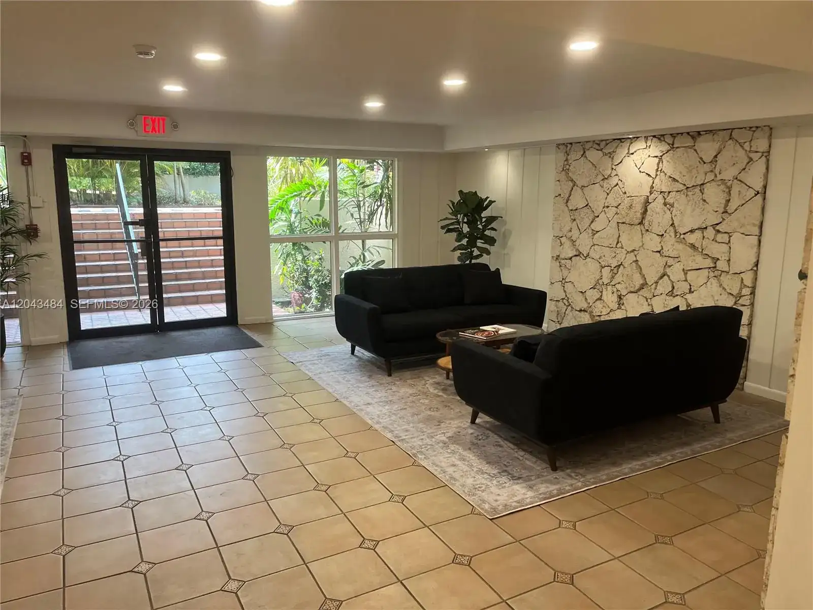 1205 Mariposa Ave # 428, Coral Gables FL 33146 photo 4
