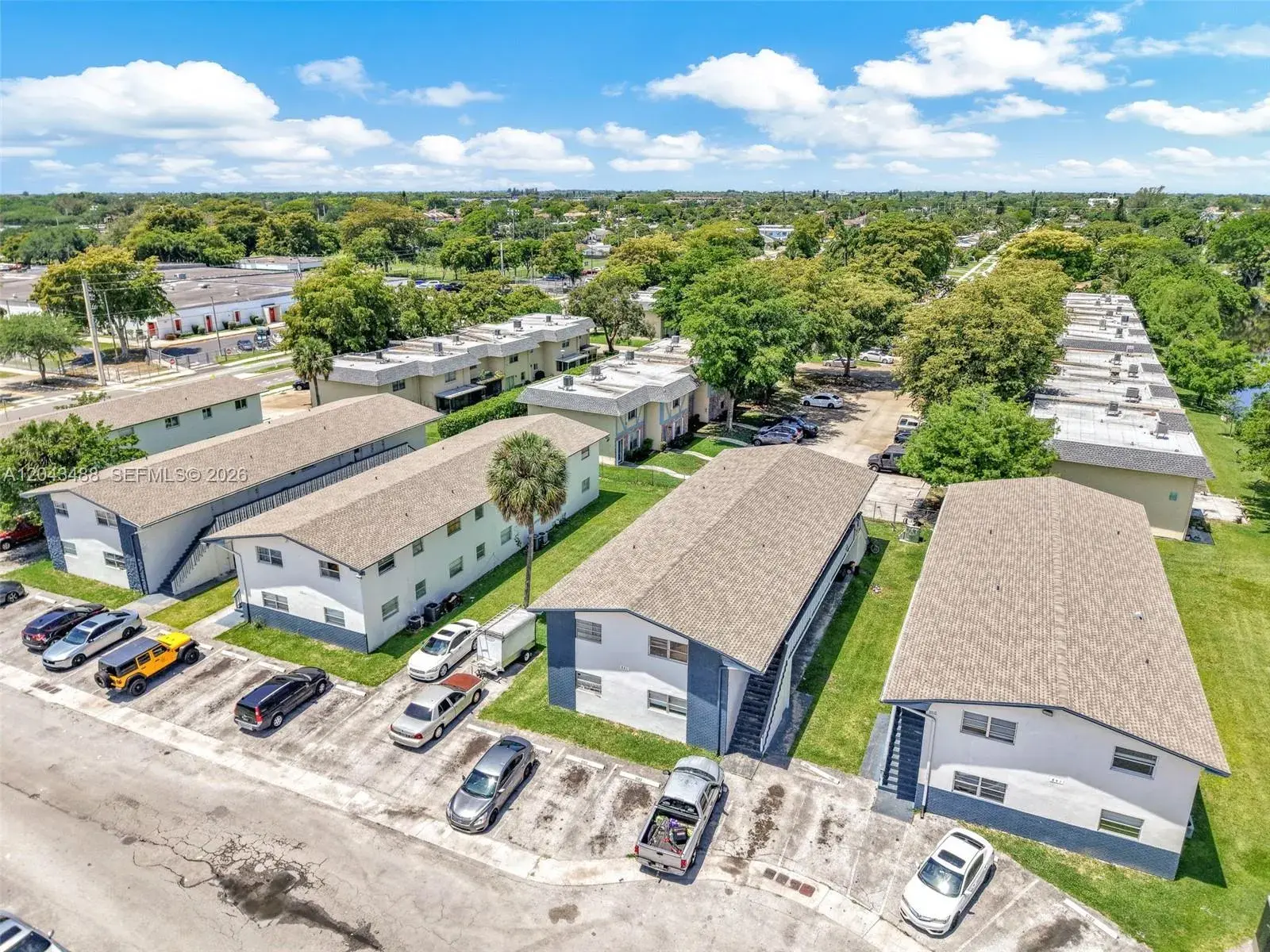 861 SW 74 TER # D, North Lauderdale FL 33068