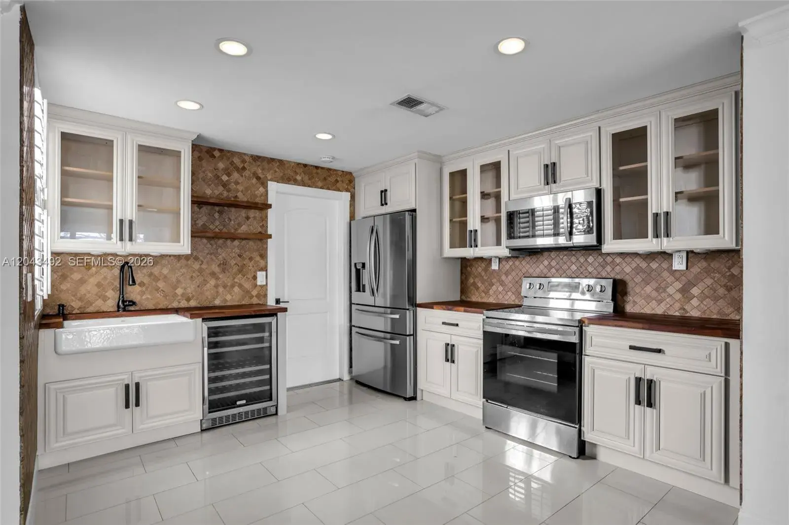 1231 Sorrento Dr # 1231, Weston FL 33326