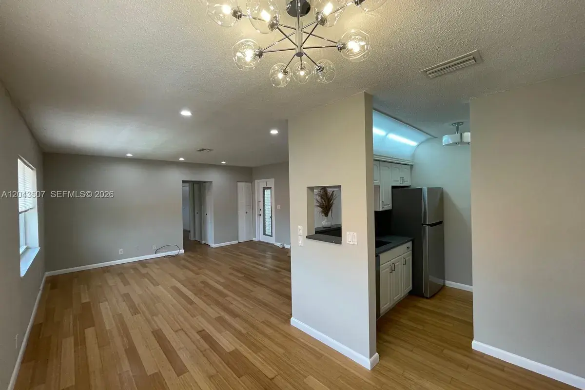 1300 N 17th Ave # 205, Hollywood FL 33020