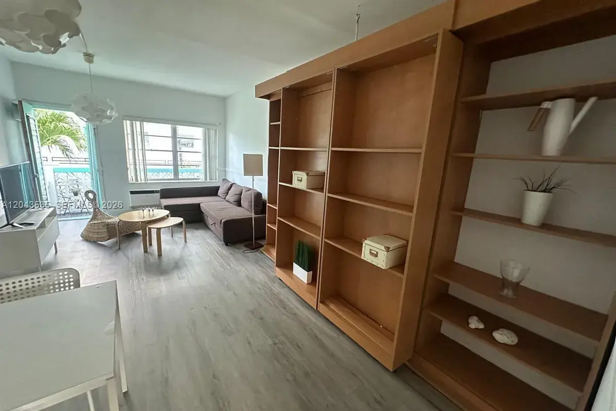 6498 Collins Ave # 48, Miami Beach FL 33141