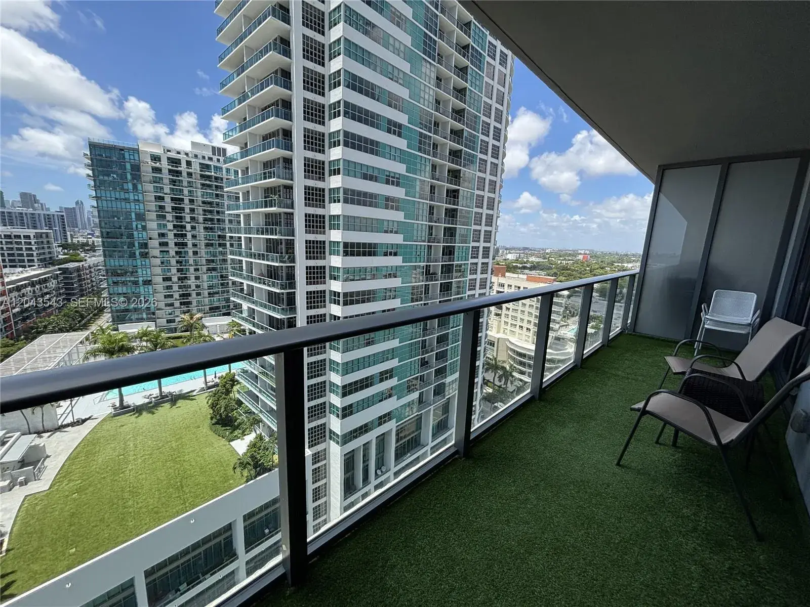 121 NE 34th St # 1703, Miami FL 33137