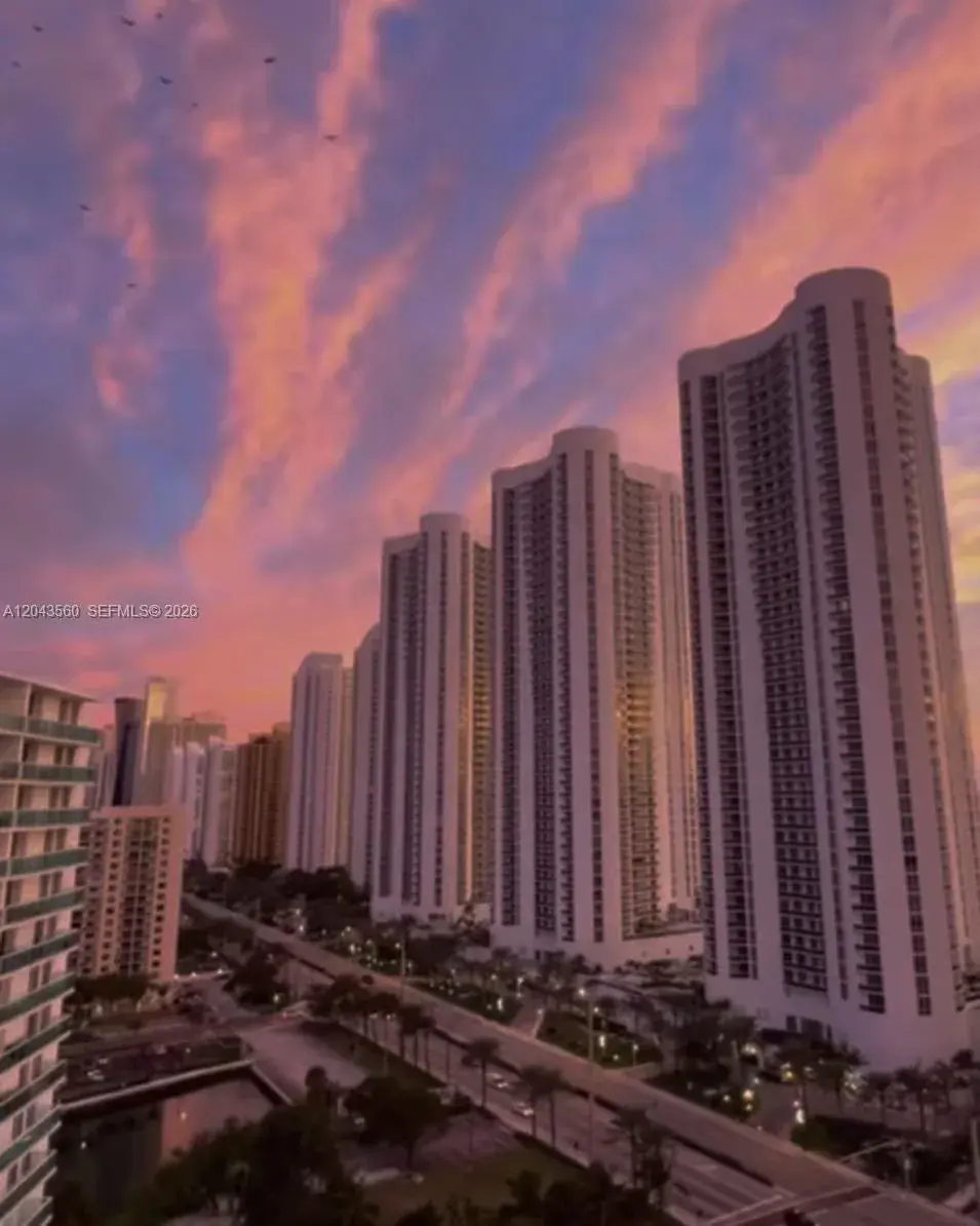 16909 N Bay Rd # 508, Sunny Isles Beach FL 33160