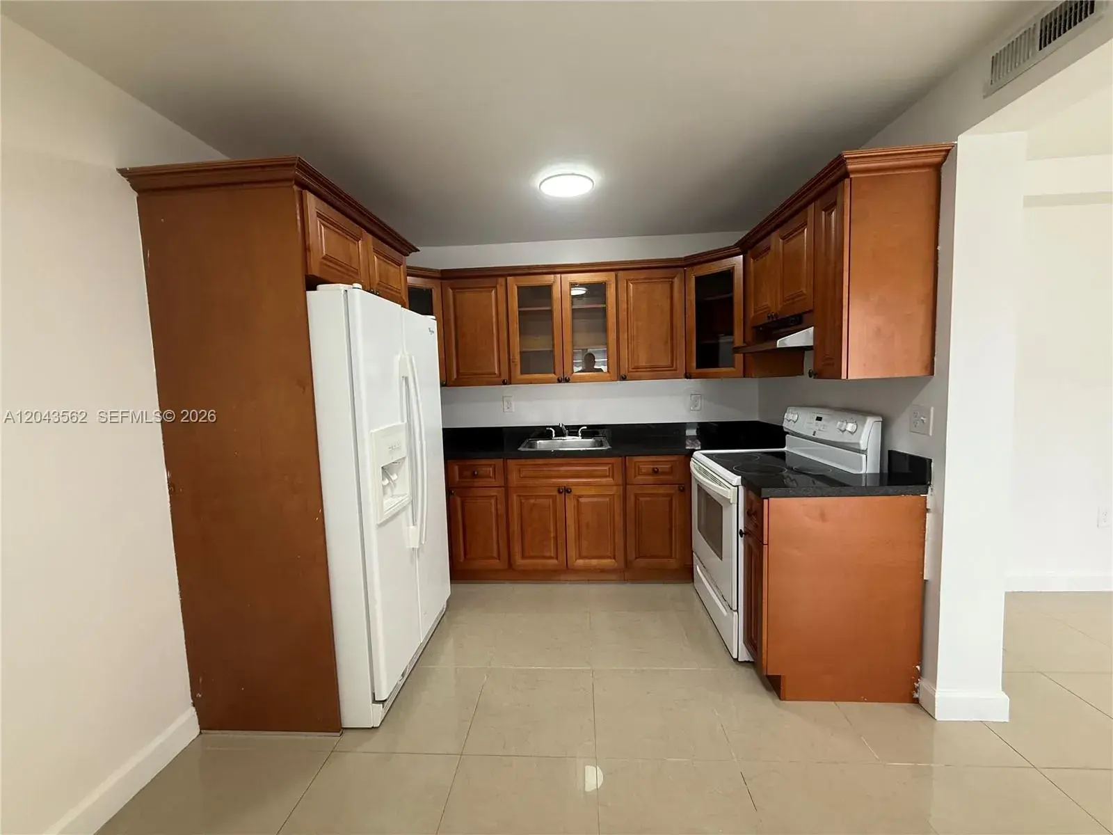 1122 NW 32nd Ct, Miami FL 33125