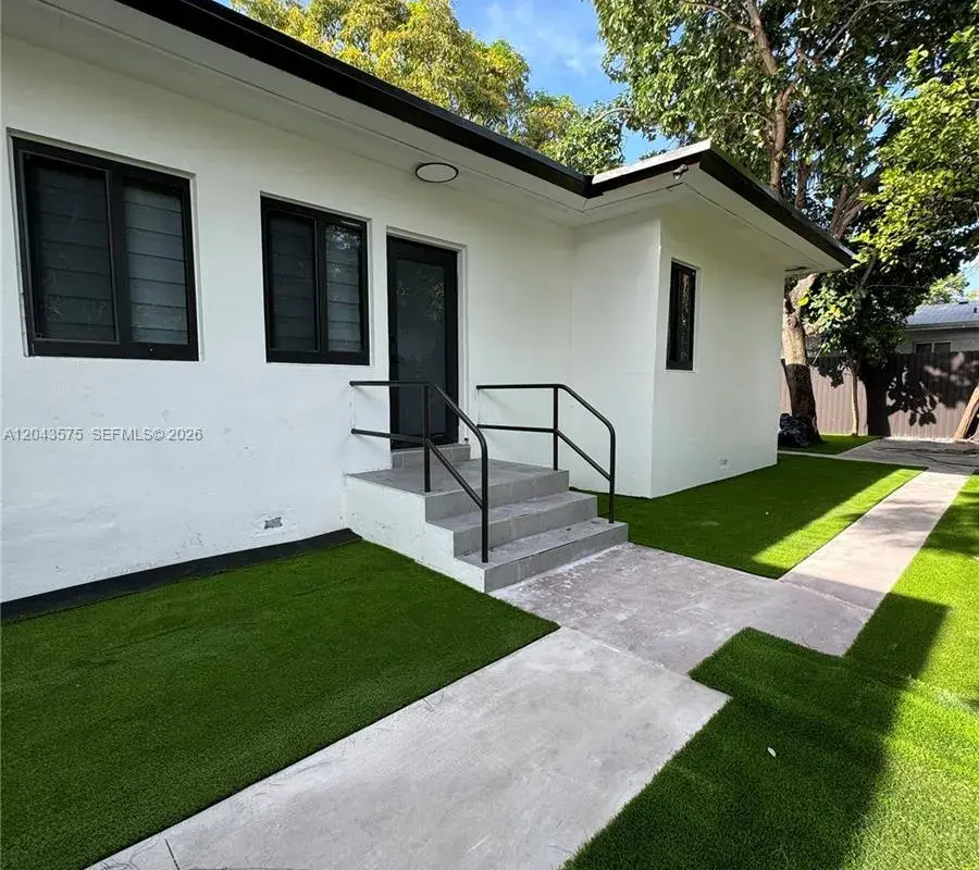 5521 NW 1st Ave # 4, Miami FL 33127